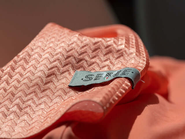 Acuta - Woman's Jersey Acuta - Woman's Jersey